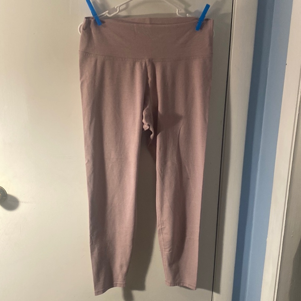 Old Navy Active Balance Legging. Light pink + Lightly worn. XL.